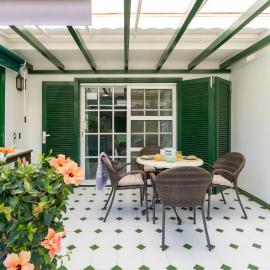 Bungalow Angelika Campo Golf, hotel in San Bartolomé