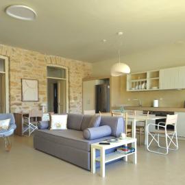 Mary's luxury apartment Plytra 2، فندق في بليترا