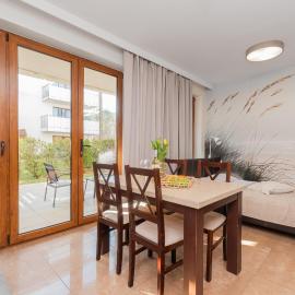 Apartamenty Mierzeja - Baltic Park Stegna, Studio 24 m2, 500 m od plaży, bezpłatny Meleks, hotel a Stegna