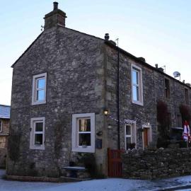 Charming dog-friendly Yorkshire Dales Cottage, Austwick: Austwick şehrinde bir otel