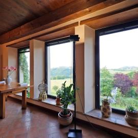 Splendida casa in sasso in borgo, khách sạn ở Canossa