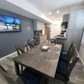 Neat Retreat-Comfortable & Cozy 2 BR,Close to all!