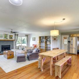 River Access & Gorgeous Views: Pisgah Forest Home!