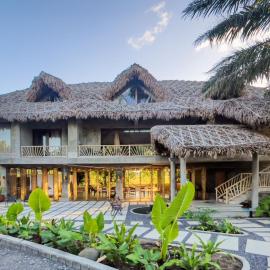 Baia Nest Villa 2nd FLOOR and LOFT within Self-Service Villa Near the Beach, Pet Friendly with a Fee، فندق في Gubat