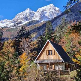 Cozy Private Cabin in the heart of Triglav National Park, Hotel in Trenta