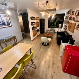 Loft Gijón, hotel v mestu Gijón