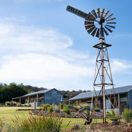 Fellcroft Farmstay: Cobaw şehrinde bir otel