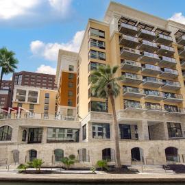 Hampton Inn & Suites on the San Antonio Riverwalk