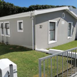 Pearly Beach Cottage, hotel i Pearly Beach
