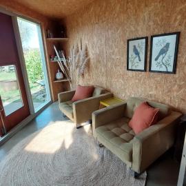 Hut-Spot, comfortabel houten tuinhuis, Hotel in Oud-Ade