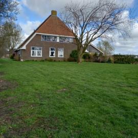 B&B Aan de Fjildwei、Rinsumageestのホテル