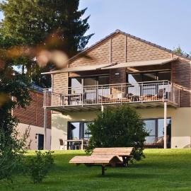 BLEIBE VIER Ferienwohnungen, hotel a Wunsiedel