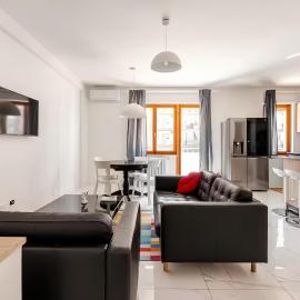 Latina Modern Apartment