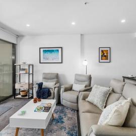 Arena Beach Escape - Smart Urban Stay near Stadium
