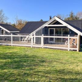 Stunning Home In Nakskov With Wifi