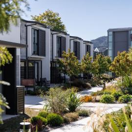 The Village Apartments at NZCIS, hotel i Upper Hutt