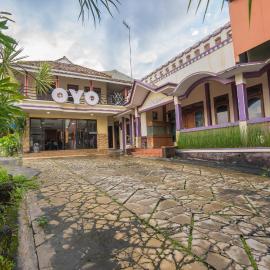 Hotel O Central Batu Near Jatim Park 3 Formerly Bunga Matahari Hotel