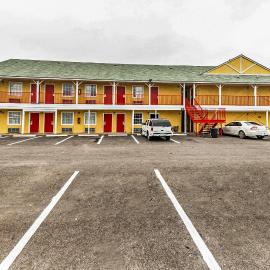 OYO Hotel San Antonio Lackland near Seaworld: San Antonio şehrinde bir otel