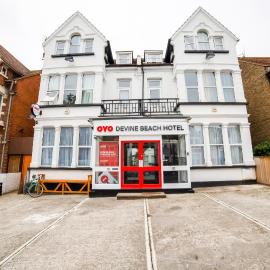 Devine Beach Hotel, Westcliff Southend-On-Sea – hotel w Southend-on-Sea