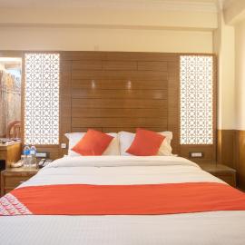 OYO 304 Hotel Manama, Hotel in Bālāju