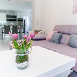 Ubytování U Jany – hotel w mieście Zaječí