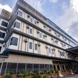 Capital O 1867 Kara Guest House โรงแรมในบาตัมเซ็นเตอร์