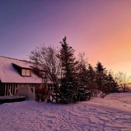 Milli Vina Guesthouse, hotel Borgarnesben