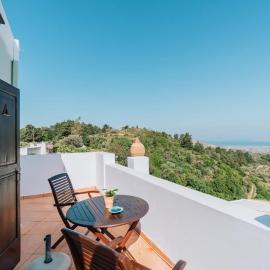 Infinity I - Stylish Apartment with Views