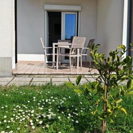 Apartma S&M, hotel di Koper