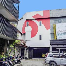 Hotel O Makassar near Mall Panakukkang formerly Sayang Home Stay, ξενοδοχείο σε Μακασάρ
