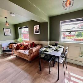 Entire Large Period Property