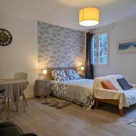 Studio spacieux - Labronie, hotel in Sarlat-la-Canéda