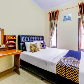 Hotel O Desa Wisata Santanamekar, hotel a Rajapolah
