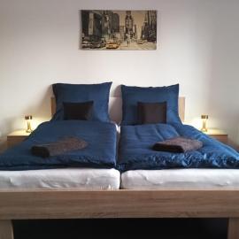 2 Bedroom, Kitchen and Terrace