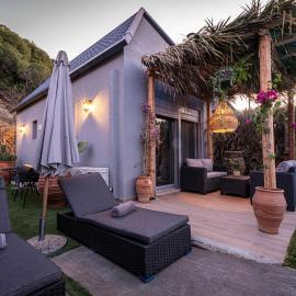Hera Elysium Retreat Villas, hotel di Kalavárda