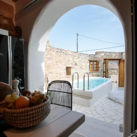 Naxos Heritage Residence
