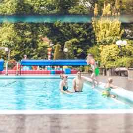 Veluwepark De Bosgraaf | Comfort met Hottub, Hotel in Lieren