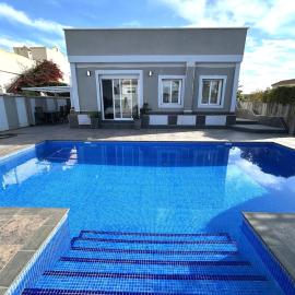 Villa Oasis Esperanza Camposol Sector D