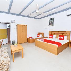 OYO 138 Gulf Sand Motel, hotel in Barka