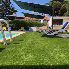 Hotel Des 4 Vents "Esprit Camargue" Parking Privé Gratuit, hotel ad Aigues-Mortes