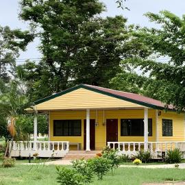 Country Lake Nature Lodge, hotel in Ban Nam Song