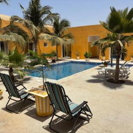 Hôtel Colibri Lac Rose, hotell i Niaga