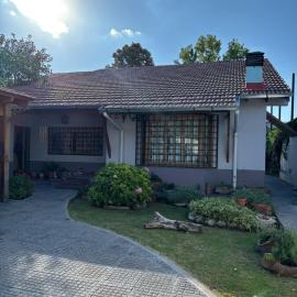 NEWEN POSADA, hotel in La Consulta