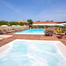 La Mimosa Camping, hotel din Fano
