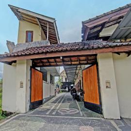 Hotel O Diwi Homestay，Cakranegara的飯店
