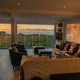 Seaside Serenity: Tranquil Oceanview Retreat