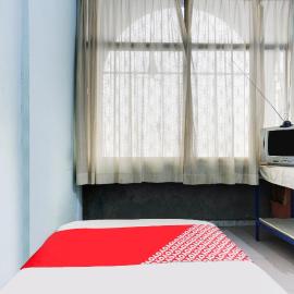 Hotel O Restu Ibu Homestay Syariah, hotel sa Batu Ampar