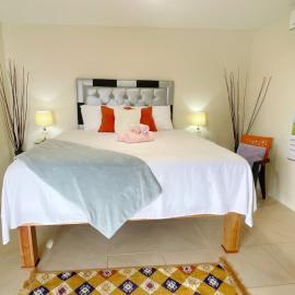 Skyline Suites Villa and Spa, hotel in Montego Bay