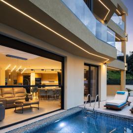 Elmima Luxury Villa, hotelli kohteessa Balíon
