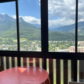 Terrasse de l'Adroit - Barcelonnette - Wi-fi gratuit، فندق في بارسلونات